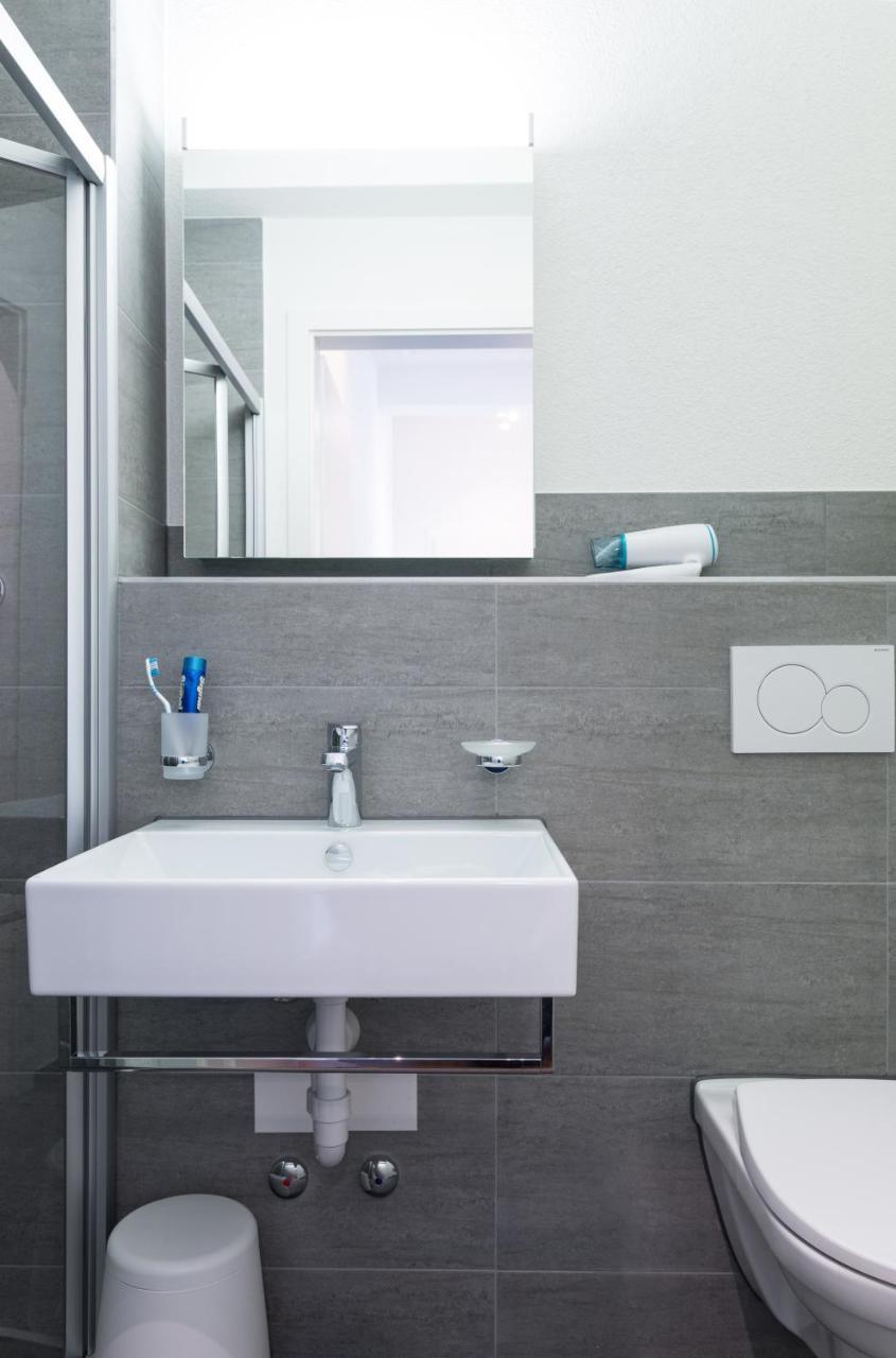 HITrental Altstetten Apartments Zürich Eksteriør bilde